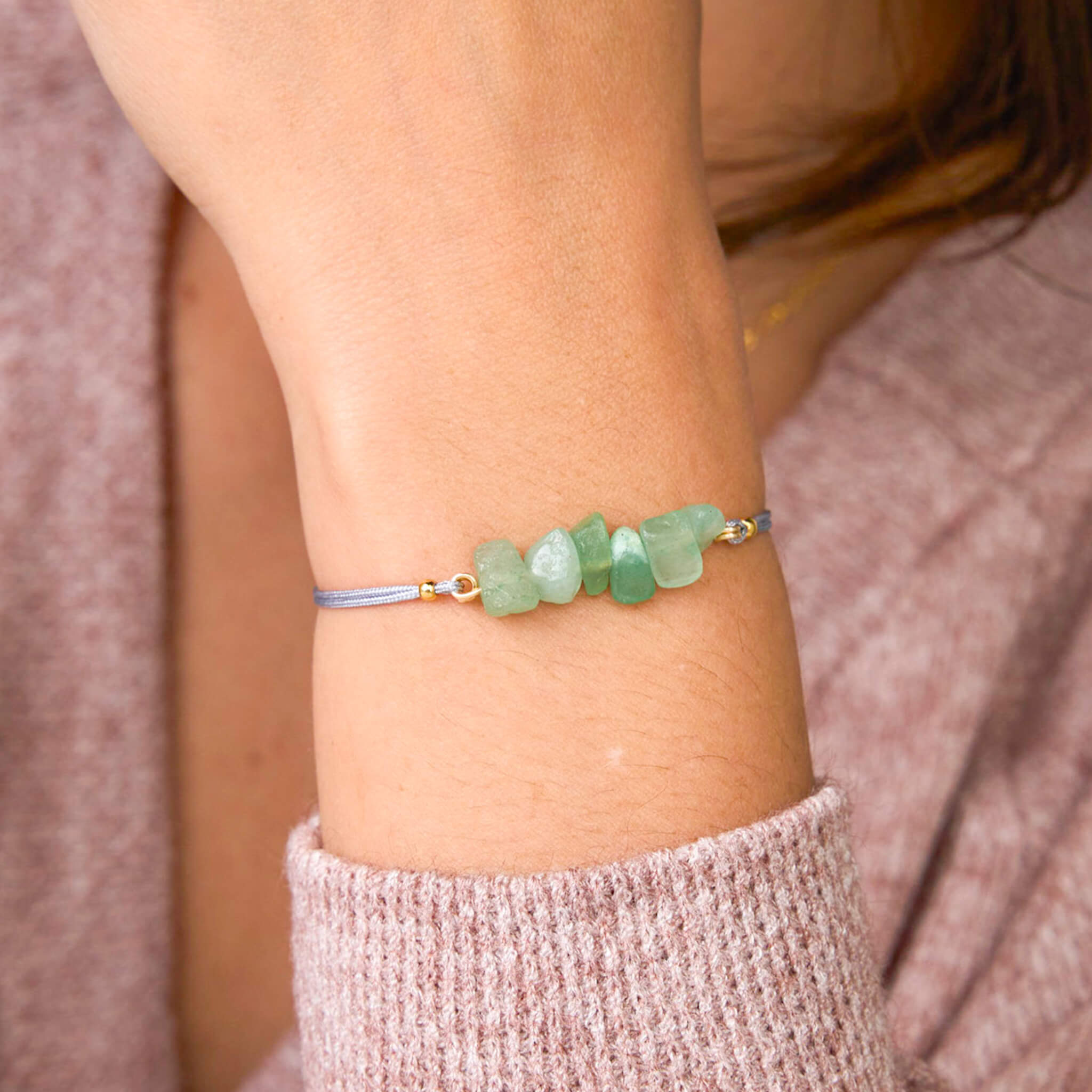 Jade Natural Stone Bracelet with Gray Yarn