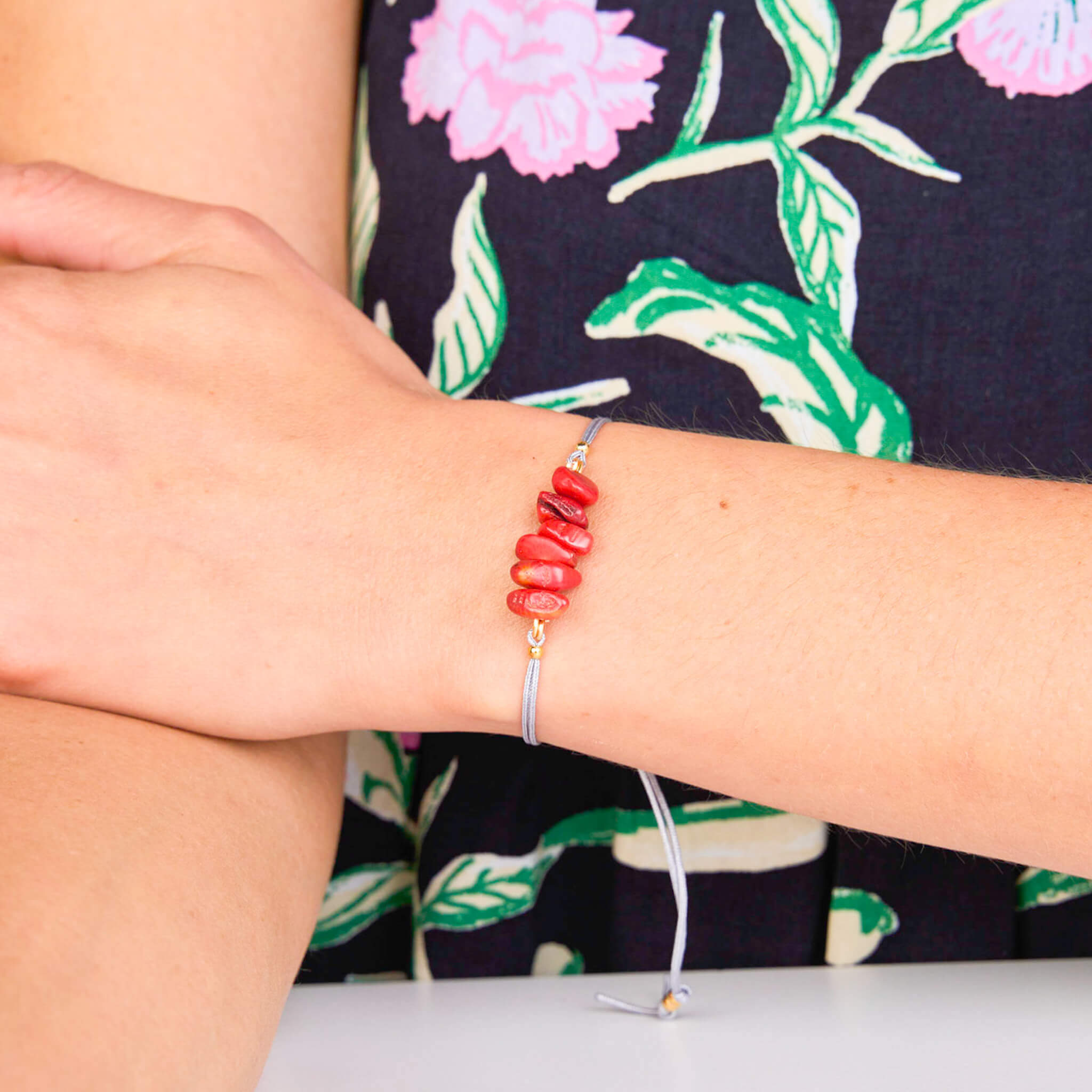 Red Coral Natural Stone Bracelet with Gray Yarn