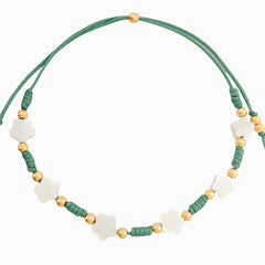 Flower Bracelet with Green Yarn