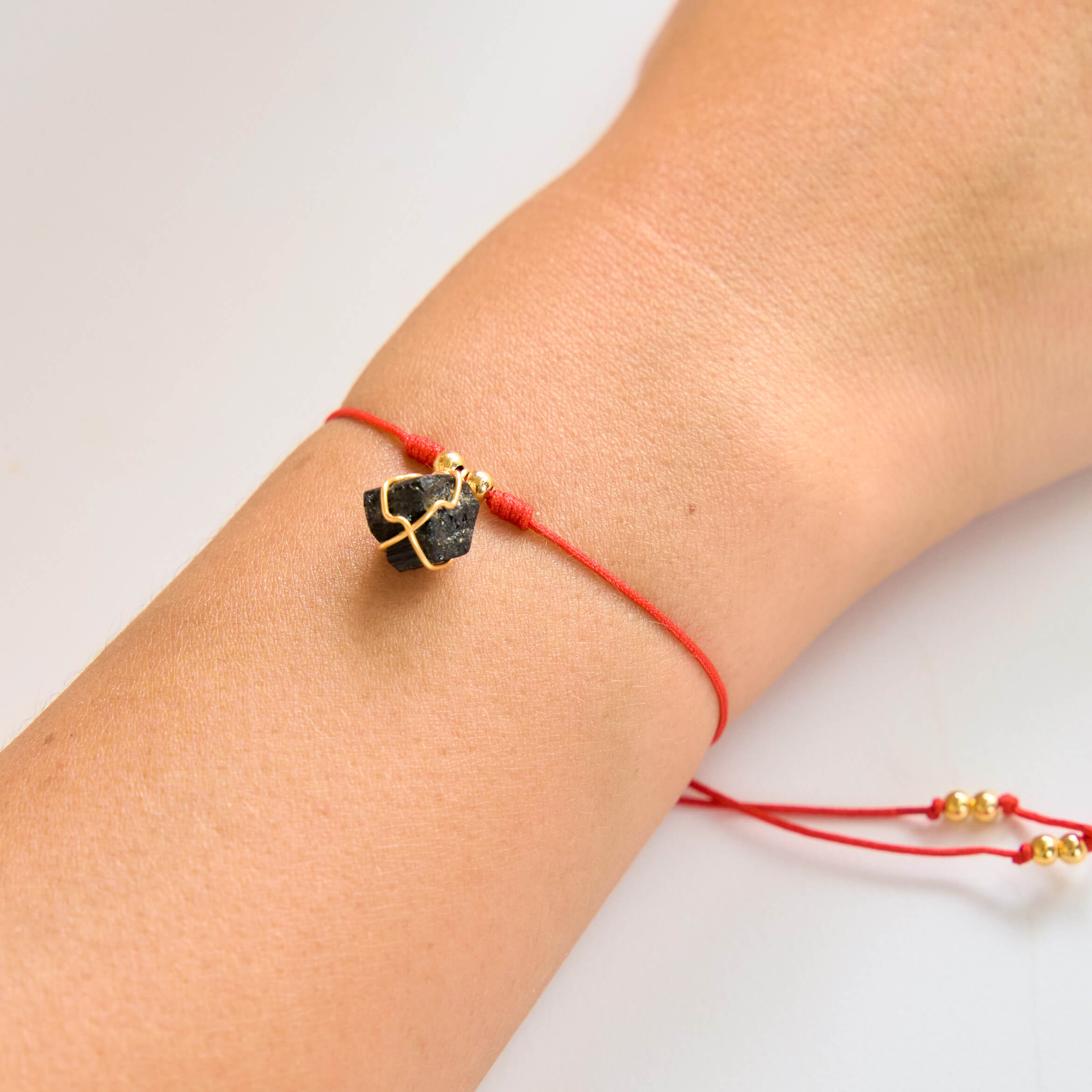 Black Tourmaline Bracelet with Red Yarn