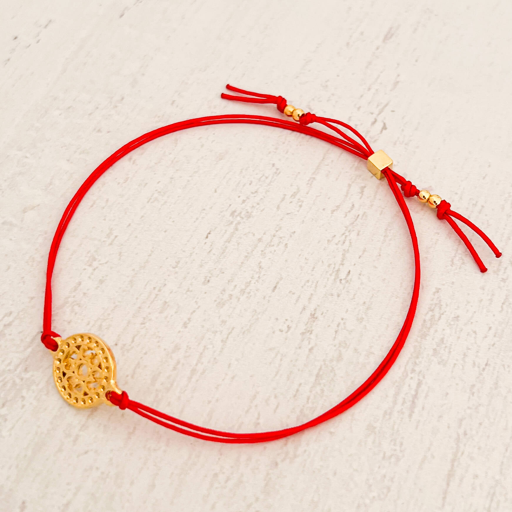 Mandala Bracelet with Yarn