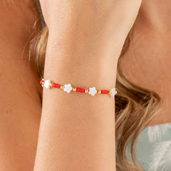 Flower Bracelet with Red Yarn