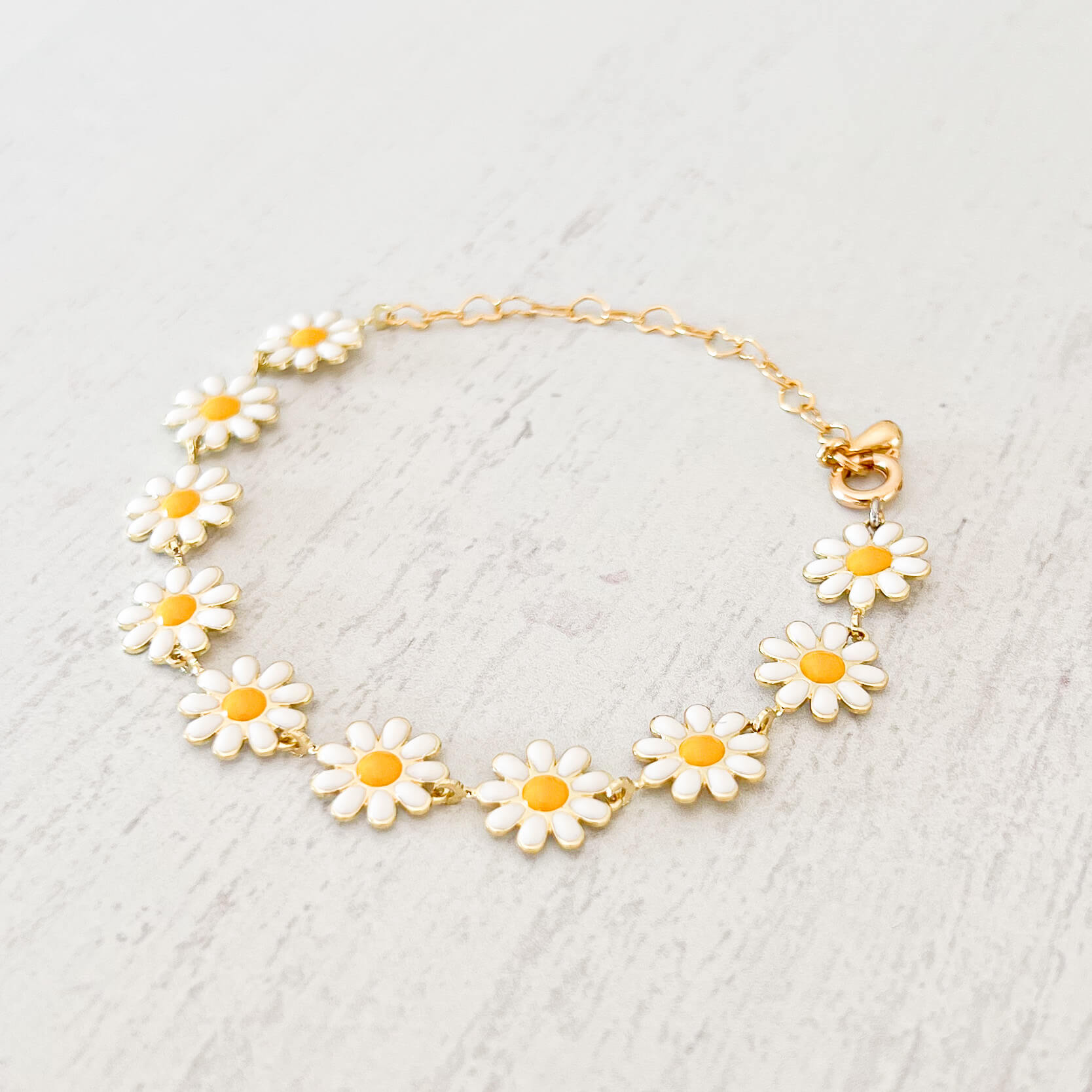 Dainty Daisy Flower Bracelet for Women, Gift for Mom – Fabulous Creations  Jewelry