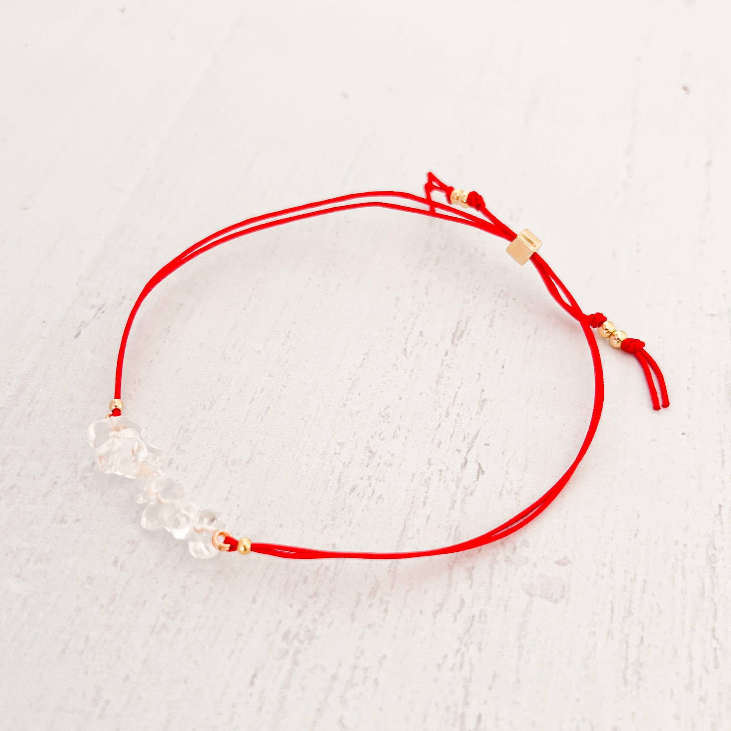 Quartz Crystal Natural Stone Bracelet with Red Yarn